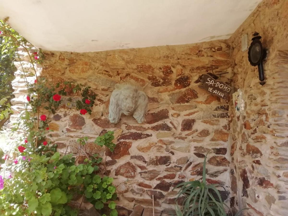Bed and Breakfast Sa Domo De Afra Stintino Exterior foto